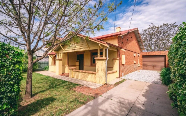 Treasure on Bagot-Free Wifi/Netflix-Close to CBD