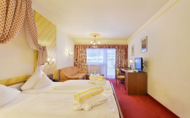 Mountains Hotel