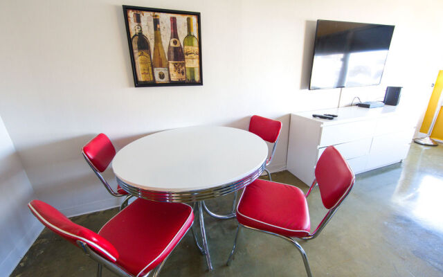 LA Extended Stay by Stay City Rentals