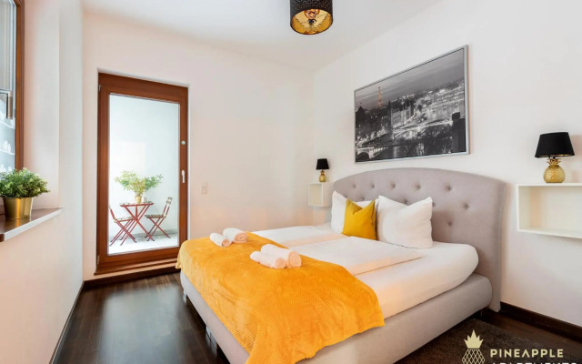 Pineapple Apartments Palais am Neumarkt