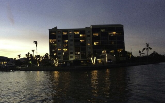 Windward Point 306