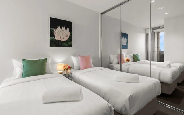 Astra Apartments - Docklands – Guest Rooms – Melbourne