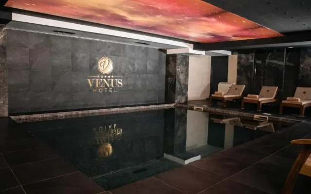 Venus Hotel