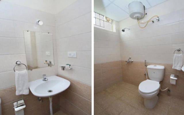Home Apartment The Premium Services by OYO Rooms