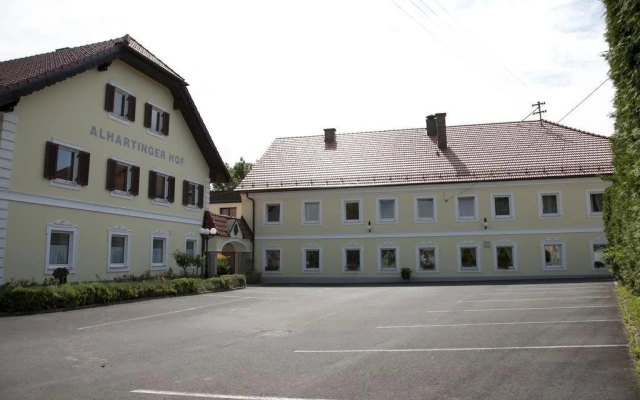 Hotel Alhartinger Hof