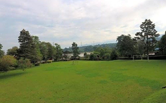 Taurus Resort