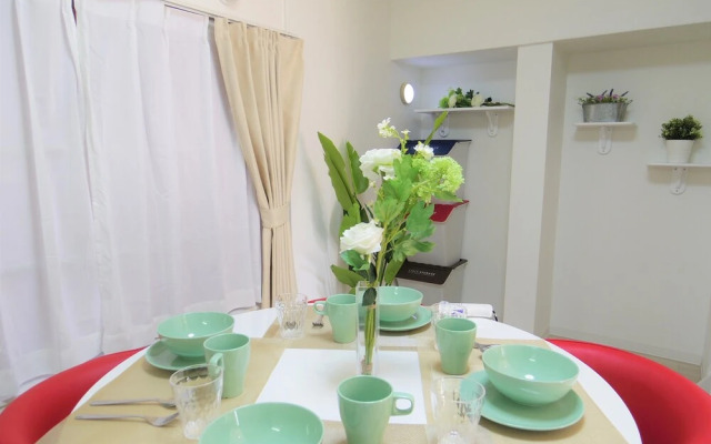 Nao's Riverside House