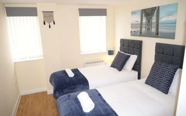 Real - Queens Serviced Apartments