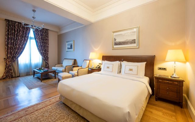 Pera Palace Hotel