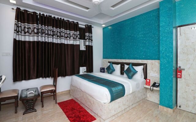 OYO 12191 Hotel Airlift