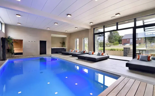 Luxury Villa Retreat at Durbuy Suites for 12 Pers
