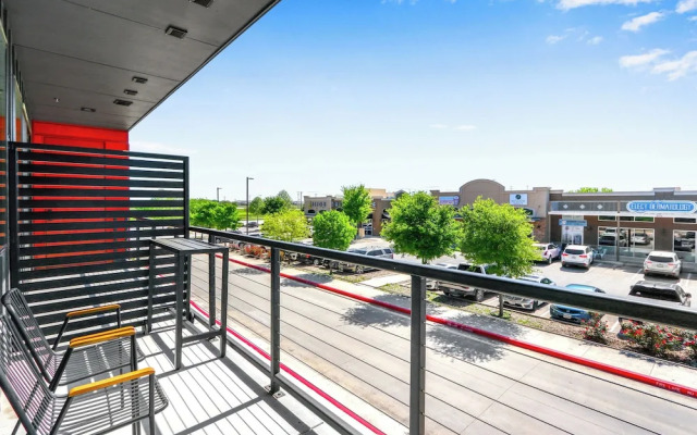 Pacific Island Inspired Stay Amazing Location