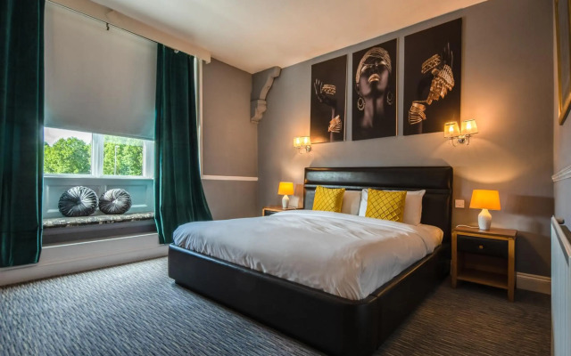 The Plough Hotel