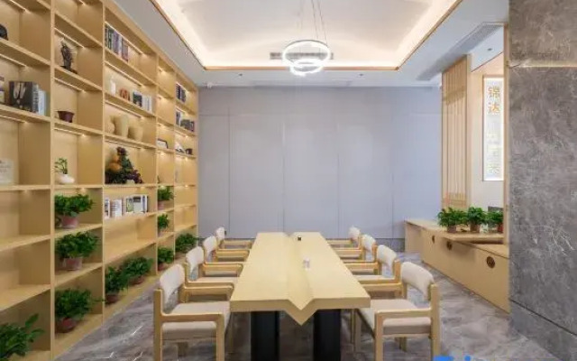 YueYang ZiXingLai Hotel