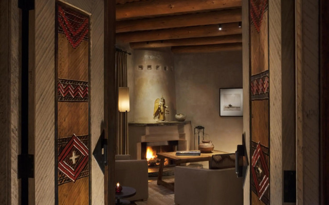 Rosewood Inn of the Anasazi