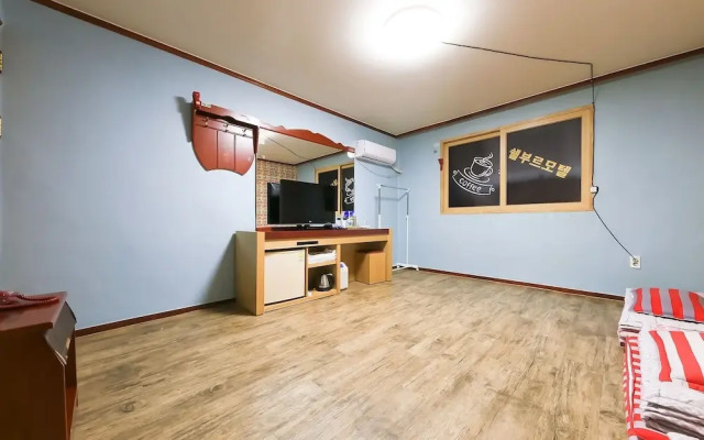 Seosan Cherboug Motel