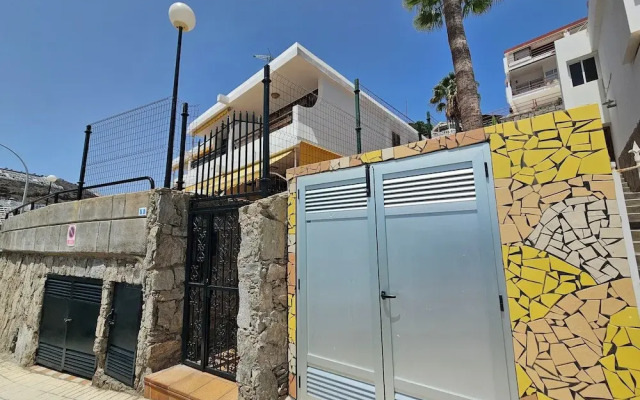 Modern Apartment With sea View Nearby the Beach