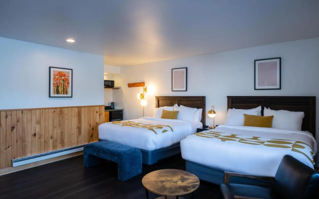 The Town House Lodge