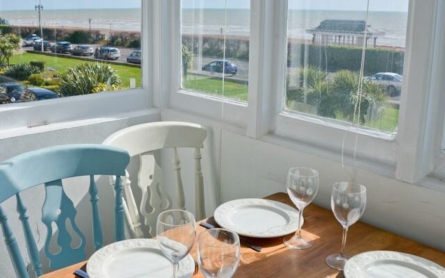 Beach View Apartment