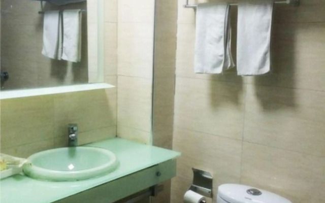 Shanghua Holiday Hotel