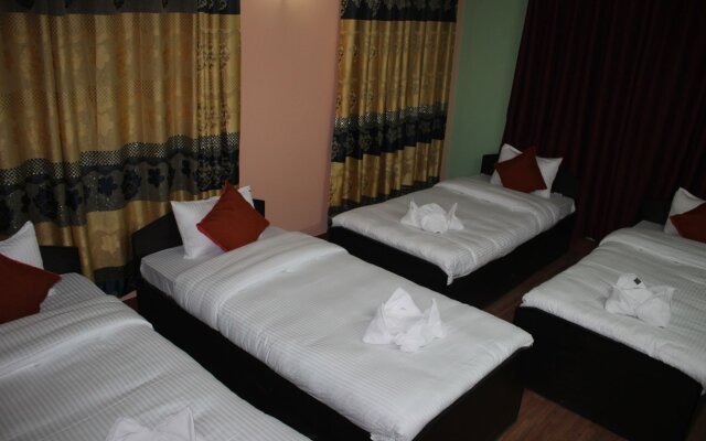 Travellers Dorm Bed & Breakfast - Hostel