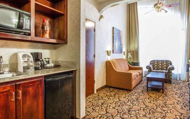 Comfort Suites Mobile East Bay