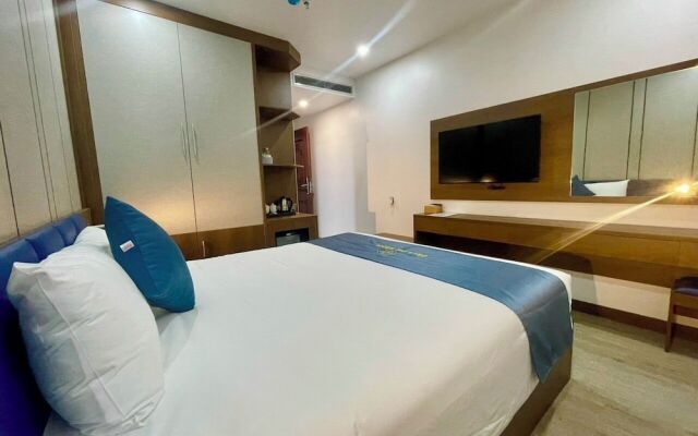 Crystal Holiday Halong Hotel