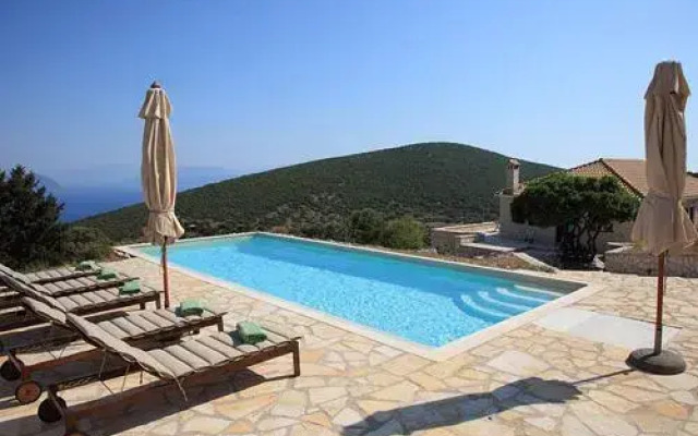 Urania Luxury Villas