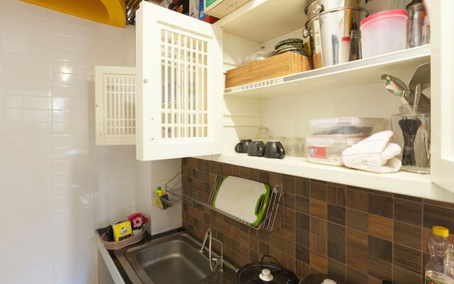 Near Shopping Mall/Old Town R.