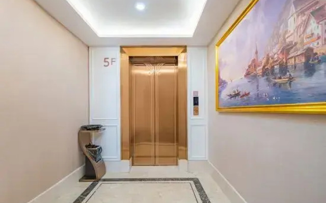 Vienna Hotel（Nujiang Gongshan Store）