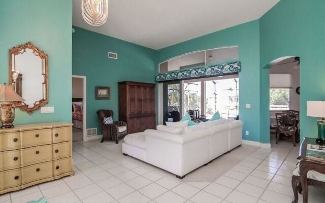 Buccaneer Court Home 1556