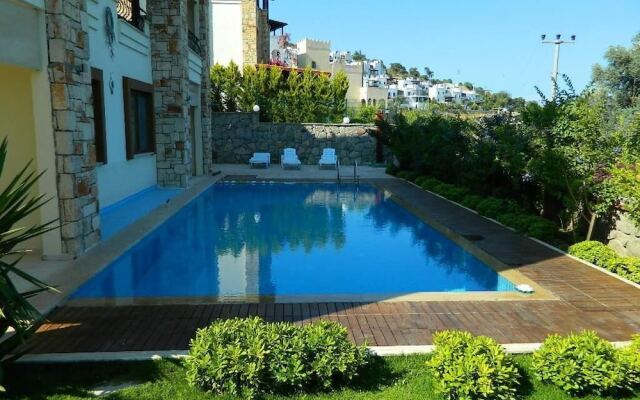Liona Residence
