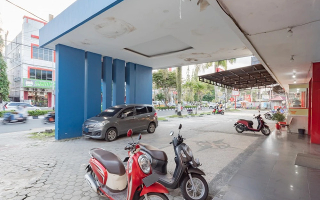 RedDoorz near Plaza Balikpapan