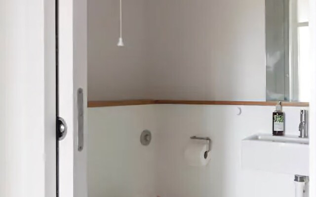 Unique Spacious Central 3 Bed with Rooftop Terrace