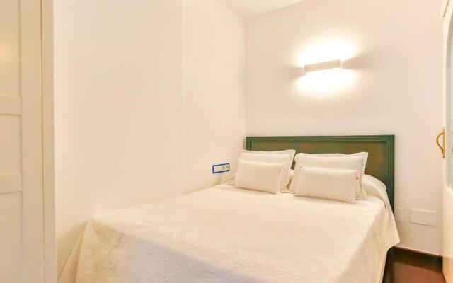 Ghat Apartments Montroig