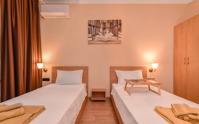 Sofia Dream Apartment - The Library - 3-BDR, 2-BTHR