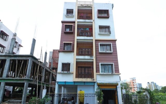 OYO 7111 Fanindra Guest House