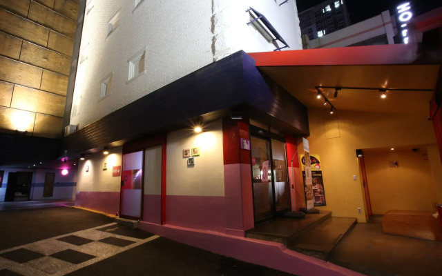 hotelImage