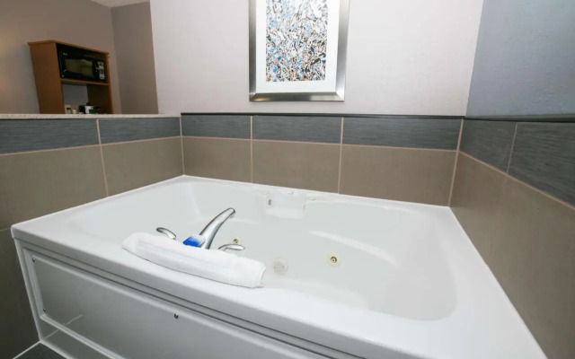 Comfort Suites Blaine