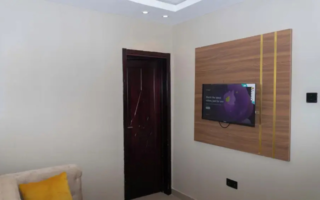 Oasis hotel and suites