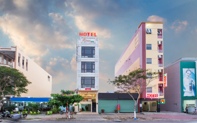 Rose Hotel
