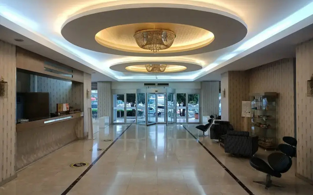 Avsar Hotel