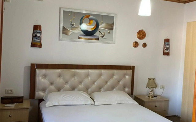Baci Guest House
