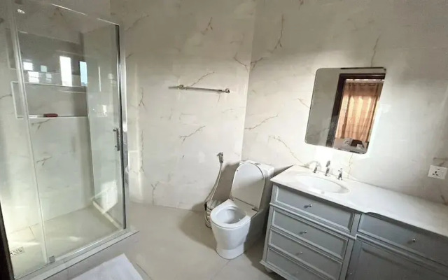 Ocean Breeze Luxury Apartments