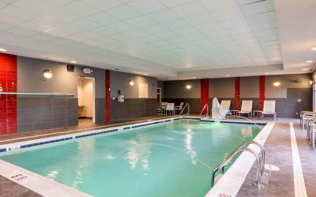 Comfort Suites Williamsburg Historic Area