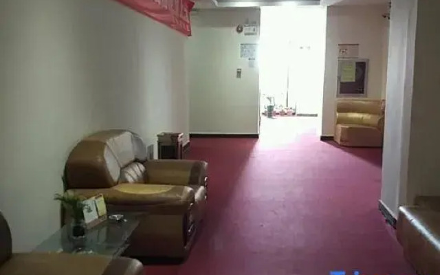 Tianhuiduo Business Hotel