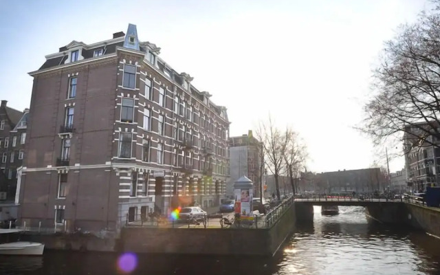 Hotel Amsterdam Inn - Digital Access