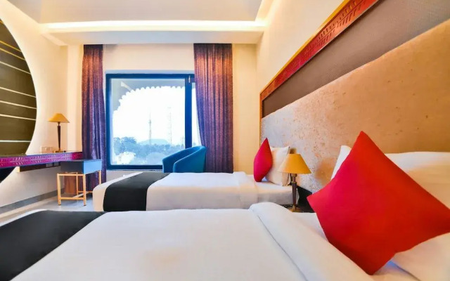 Capital O 38052 Hotel Bhopal Palace