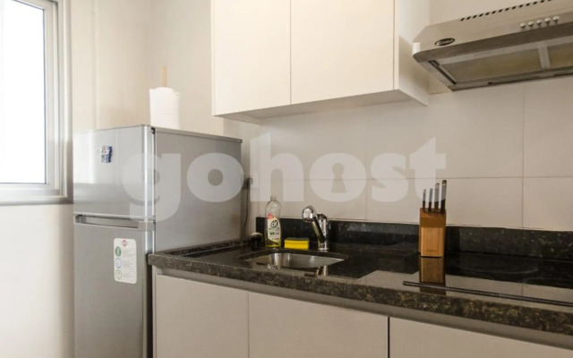 Pequeño estudio moderno en el nuevo centro de Asunción MA001