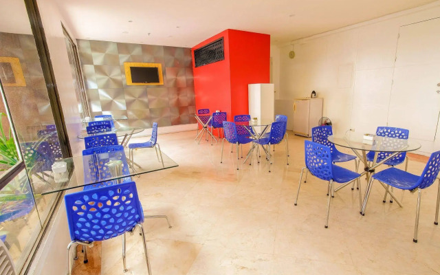 ZEN Rooms Makati Amorsolo